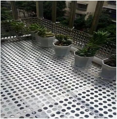 لوح مثقوب من الفولاذ المقاوم للصدأ، لوح مثقوب من الفولاذ المقاوم للصدأ - صفائح معدنية متينة، وسادات نافذة مقاومة للتسرب، سهلة التركيب للمشروعات التي تصنعها بنفسك، مثالية للتهوية ومحلول الصرف in Kuwait