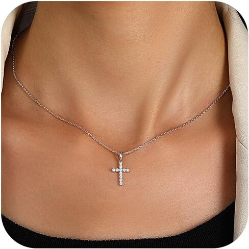 حارة وودز مويسانيت قلادة صليب صغيرة للنساء: قلادة صغيرة من الذهب 14K مطلي بالذهب in Kuwait