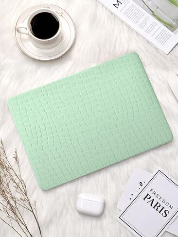 Seorsok Compatible withMacBook Air 13.6 inch Case 2022 Release A2681 M2 Chip with Liquid Retina Display & Touch ID,Gold Heart Plastic Hard Shell Case with Keyboard Cover,Pink Heart in Kuwait