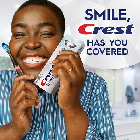 معجون أسنان كريست 3D وايت بريليانس بلاست لتبييض الأسنان، 4.6 أونصة، معجون أسنان مضاد للتجويف بالفلورايد، إزالة البقع السطحية بنسبة 100%، منع البقع بشكل نشط لمدة 24 ساعة in Kuwait