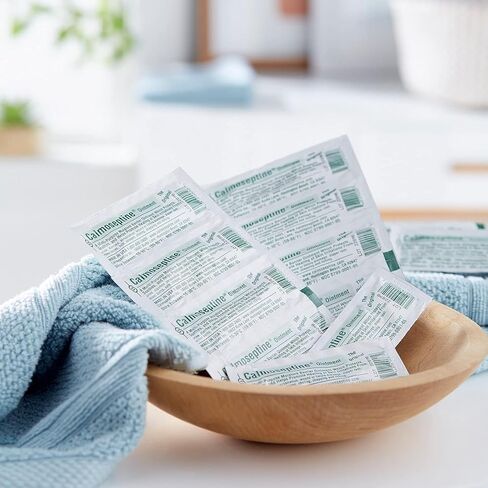 Calmoseptine Ointment Foil Packets 1/8 Oz 3.5G for Rashes and Irritated Skin - Case of 144 in Kuwait