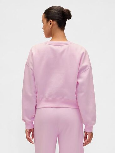 GAP Women's Logo Relaxed Cropped Pullover in Saudi Arabia