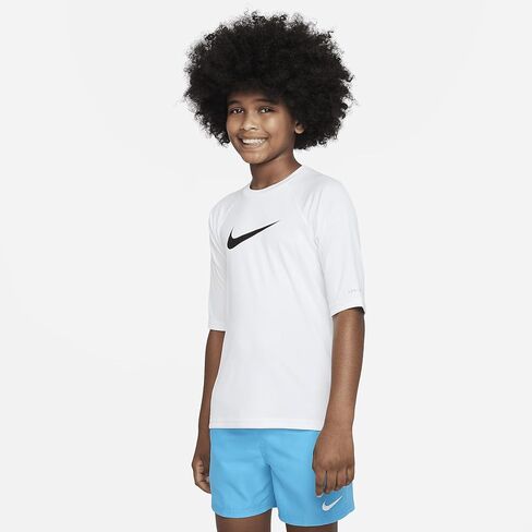 بلوزة Hydroguard Essential للأولاد بأكمام قصيرة من Nike للأولاد (للأطفال الكبار الصغار) in Saudi Arabia