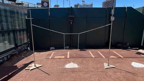 سلسلة G، ثقيلة، تمتد حوالي 8'-12' (2.4 م - 3.7 م) فضية | تأتي Strike Zone بأشرطة مقاس 1/4 بوصة | يستخدمها المحترفون | أفضل تي شيرت لجميع الأعمار | ضمان لمدة عامين | صنع في الولايات المتحدة الأمريكية in Saudi Arabia