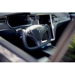 عجلة القيادة Dripo Gear Yoke لـ Telsa Model S & Model X (2012-2020) in Kuwait