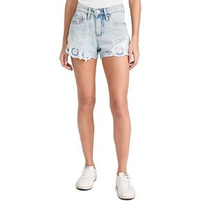 BLANKNYC Women's Green Blogger Shorts in Kuwait