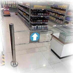 بوابة متأرجحة ارتدادية أوتوماتيكية مع باب زنبركي يدوي للمشاة بزاوية 90 درجة لمصانع السوبر ماركت والحدائق - مدخل في اتجاه واحد، حجم أرجوحة يسار متين 100 × 100 سم in Kuwait