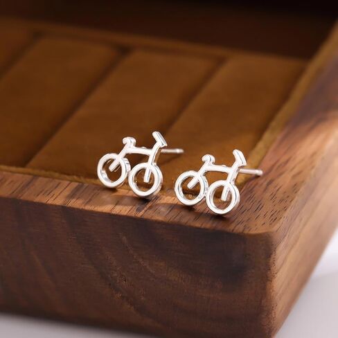 أقراط الدراجة للنساء والفتيات اللطيفة الصغيرة الفضية للدراجات لا تسبب الحساسية، مجوهرات أنيقة in Kuwait