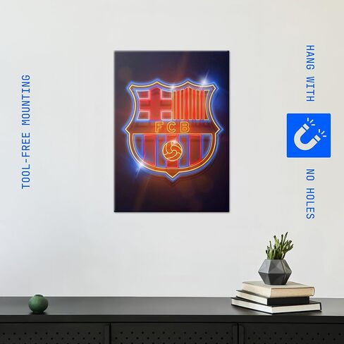 ملصق معدني رسمي من Displate لنادي برشلونة لكرة القدم يتضمن تركيب مغناطيسي عمل فني مرخص حديث لتزيين الحائط FC Barcelona Crest Crest ملصق نيون مقاس 12.6 × 17.7 بوصة in Kuwait