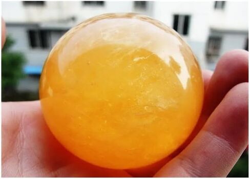 400-450 جرام 1 قطعة كرة كريستال كوارتز سيترين in Kuwait