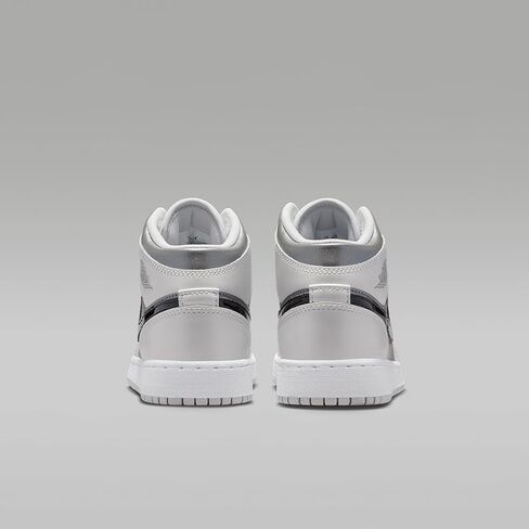حذاء Air Jordan 1 Mid SE للأطفال الكبار (فوتون داست/بيوتر مسطح/أسود/أزرق بارد) in Saudi Arabia