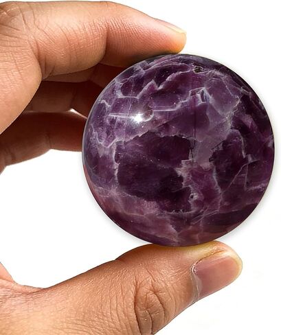 AierCrystal Natural Stone Crystal Sphere Feng Shui Home Decoration Ball Positive Energy Scrying Orb for Meditation Tool for Spiritual Space Purification Globe Diameter 6-7cm Green Fluorite Sphere in Saudi Arabia