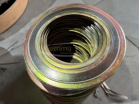 حشية جرح حلزونية من GemmySeal مع حلقة داخلية وخارجية CS، مملوءة بالجرافيت، 5 قطع 1 بوصة DN25-150lb in Kuwait