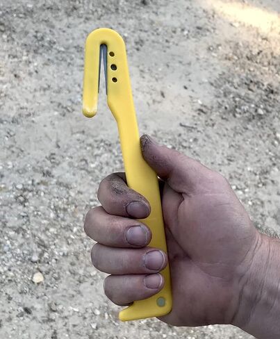 مزيل علامات الأذن الاحترافي للماشية من LBH MARKET - قاطع متعدد الاستخدامات لعلامات الأذن وخيوط القش والضمادات in Kuwait