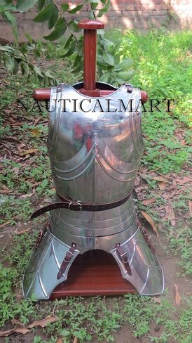 NauticalMart لوحة درع العصور الوسطى LARP cuirass لوحة صدرية للهالوين مع حزام تيسيت in Saudi Arabia