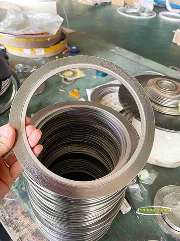 حشية جرح حلزونية من GemmySeal مع حلقة داخلية SUS316، مملوءة بالجرافيت، 5 قطع 18 بوصة DN450 in Kuwait