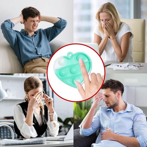 24 قطعة من سلاسل المفاتيح الصغيرة لعيد الميلاد مع 6 تصميمات شعبية لعيد الميلاد و10 بطاقات تهنئة احتفالية، لعبة حسية لتخفيف التوتر هدايا الحفلات للأطفال، هدايا الفصول الدراسية، حشوات للجوارب in Saudi Arabia
