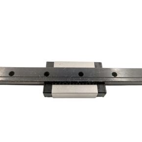 MGN15H 440C الفولاذ المقاوم للصدأ شريط التمرير الخطي السكك الحديدية L600-800mm (800 مم) in Kuwait