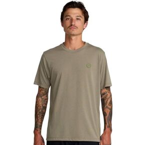 RVCA Men's VA Circle أيقونة قصيرة in Saudi Arabia
