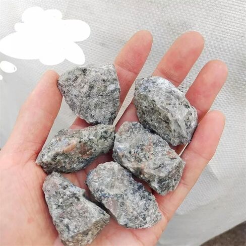 عينات جوهرة من صخور النار الخام الطبيعية من يوبرلايت + صندوق in Saudi Arabia
