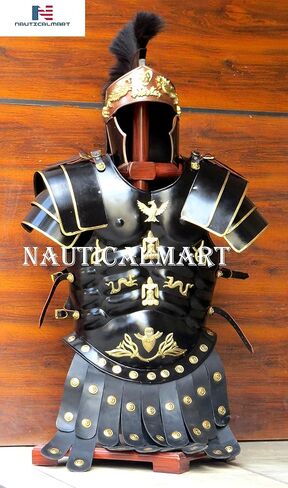 مجموعة درع العضلات الأسود الروماني من القرون الوسطى من NauticalMart مع أكتاف وخوذة مع زي الهالوين بعمود in Saudi Arabia