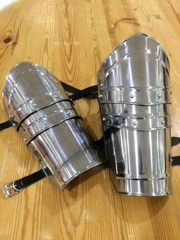 NauticalMart القرون الوسطى نوع D لوح فولاذي درع الذراع Bracer Set LARP Cosplay in Saudi Arabia