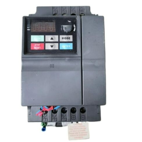 محول التردد VFD022E43A في الصندوق متوفر في المنتجات الصناعية الأصلية in Kuwait