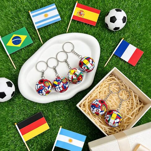 كرة القدم سلسلة المفاتيح كرة القدم مفتاح سلسلة مع الأعلام الوطنية، هدايا كرة القدم وملحقاتها للبضائع الرياضية للرجال in Kuwait