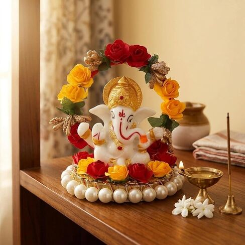 لورد غانيشا أيدول على طبق مزخرف مصنوع يدويًا للمنزل والسيارة in Kuwait