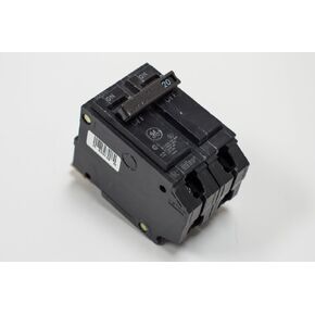 General Electric GETHQB2130 GE THQB2130 2P30A 120/240 BLT-ON CB, Black