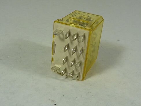 ملف IDEC RH4B-U-DC24V 24 VDC، 4 أقطاب 4PDT، طرف الشفرة، مرحل طاقة مدمج، مرحل صناعي 10 AMP GP، نمط عادي، سلسلة RH in Saudi Arabia