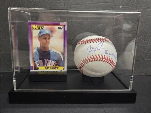 Dwight Gooden autographed Baseball with display cube trading card (New York Mets) - MLB Autographed Baseball Cards in Saudi Arabia