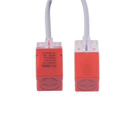 PL-08N2 أجهزة استشعار القرب، 8 مم الاستشعار DC NPN NC مكعب شل حثي شاشة درع نوع التبديل 17 * 17 * 35، 1 قطعة in Saudi Arabia
