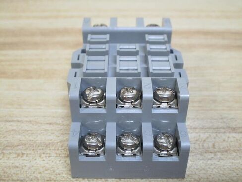 Idec SR3B-05 مقبس التتابع SR3B05 (عبوة من 5) in Saudi Arabia