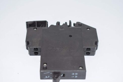 TMC 1 M1 100 8 0A، قاطع الدائرة الحرارية المغناطيسية 1 القطب 8A 250VAC / 65VDC in Saudi Arabia