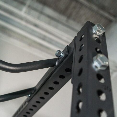 شريط سحب متعدد القبضات من سلسلة Titan Fitness من Titan in Kuwait