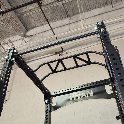 شريط سحب متعدد القبضات من سلسلة Titan Fitness من Titan in Kuwait