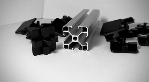 30 غطاء نهاية عالي الجودة لطراز T-Slot من سلسلة 4040 من الألومنيوم، تصميم جديد! - مقاس مريح - 40 مم × 40 مم - ABS - قوي في الهواء الطلق! in Kuwait