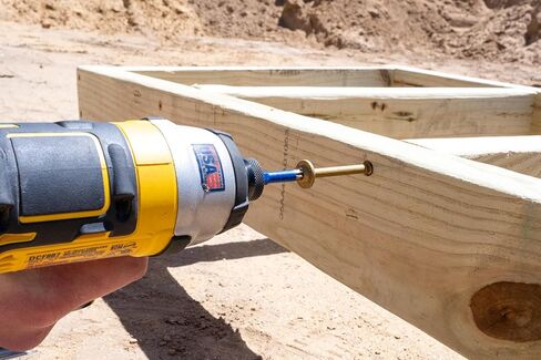 مسامير تقليم باللون البني XL1500، 5 رطل، تقريبًا. 694 قطعة - #8 × 2-1/2 بوصة براغي مسننة متينة وآمنة، أدوات تثبيت للزخرفة والسقف والبناء والإصلاح in Kuwait