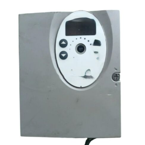 محول التردد ATV302HU15N4 بحالة جيدة جديد ومختوم في الصندوق in Kuwait