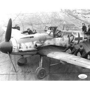 Athlon Sports CTBL-024448 كورت شولتز وقع الحرب العالمية الثانية الألمانية ME-109 Luftwaffe Pilot KG2 Vintage B&W 8 x 10 بوصة. صورة - JSA Hologram No.DD64727 in Kuwait