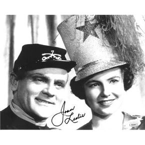 Athlon Sports CTBL-023615 8 × 10 بوصة. صورة عتيقة لجوان ليزلي موقعة من Yankee Doodle Dandy، أبيض وأسود in Kuwait