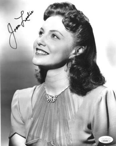 Athlon Sports CTBL-022839 8 × 10 بوصة. صورة جوان ليزلي موقعة عتيقة غير مثالية، أبيض وأسود in Kuwait