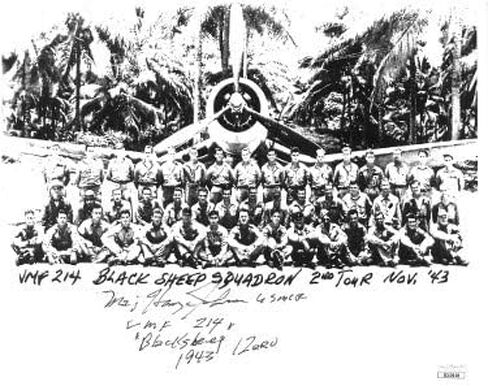 Athlon Sports CTBL-025359 8 × 10 بوصة. الرائد هاري جونسون موقع 1943 Pappy Boyingtons Black Sheep VMF 214 1943 صورة عتيقة، أبيض وأسود in Kuwait