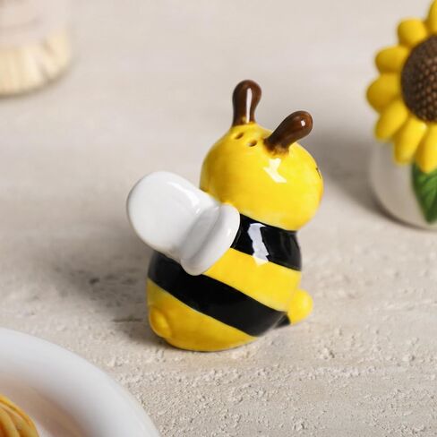 مجموعة هزازات ملح وفلفل عباد الشمس والنحل من سوكوزي، طقم هزازات ملح وفلفل من السيراميك مكون من قطعتين in Kuwait