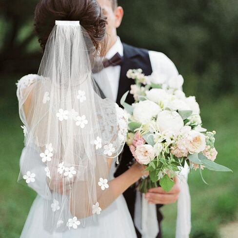 Urieo Floral Bride Veils White Tulle Wedding Veil With Comb Bachelorette Party Short Hair Accessories for Women and Girls in Saudi Arabia