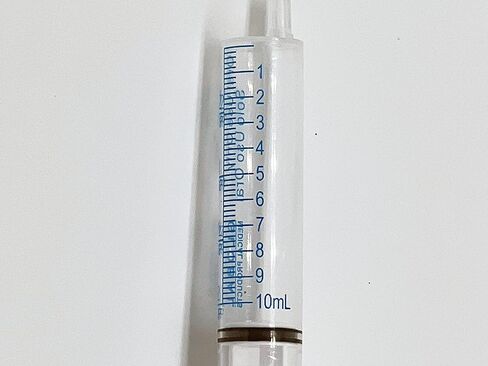 محقنة UltraFlo للفم مع غطاء 10 مل - معقمة - طرف غريب الأطوار - 2 ملعقة صغيرة - قضيب غطاس على شكل حلقة دائرية سعة 10 سم مكعب - الكمية 50 in Saudi Arabia