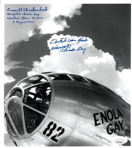 Athlon Sports CTBL-025874 8 × 10 بوصة. صورة هولندية فان كيرك وراسيل إي جاكينباخ موقعة على الحرب العالمية الثانية، أبيض وأسود in Kuwait