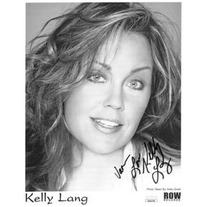 Athlon Sports CTBL-025324 8 × 10 بوصة. صورة كيلي لانج الموقعة من Love to Van، أبيض وأسود in Kuwait