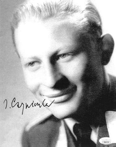 Athlon Sports CTBL-024417 Jorg Czypionka موقع من الحرب العالمية الثانية الألمانية ME-262 Luftwaffe Pilot Night Fighter Vintage B&W 8 x 10 in. صورة - صورة ثلاثية الأبعاد JSA رقم DD64720 in Kuwait